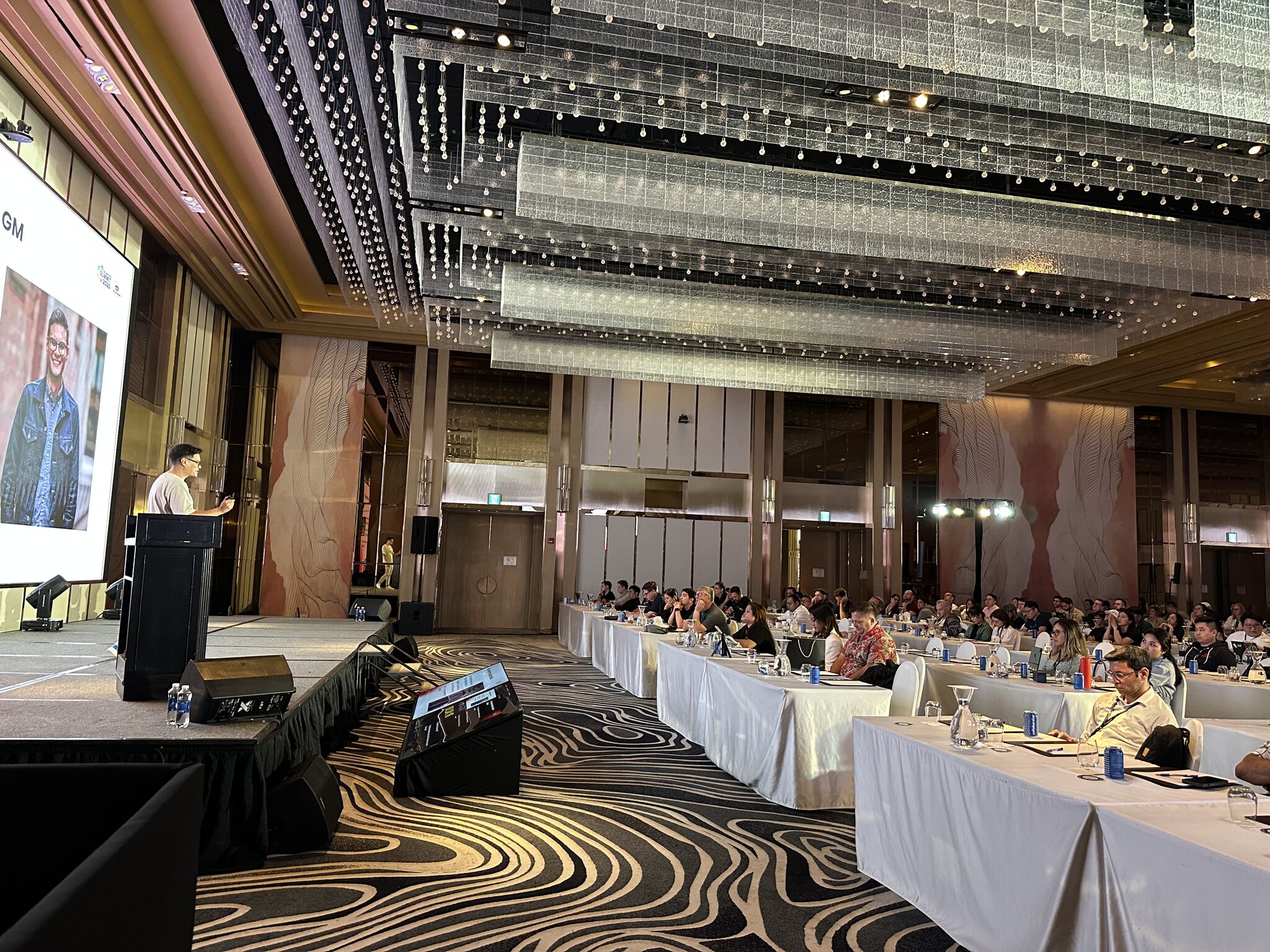 Lawrence Hitches keynote at SEO Summit 2025